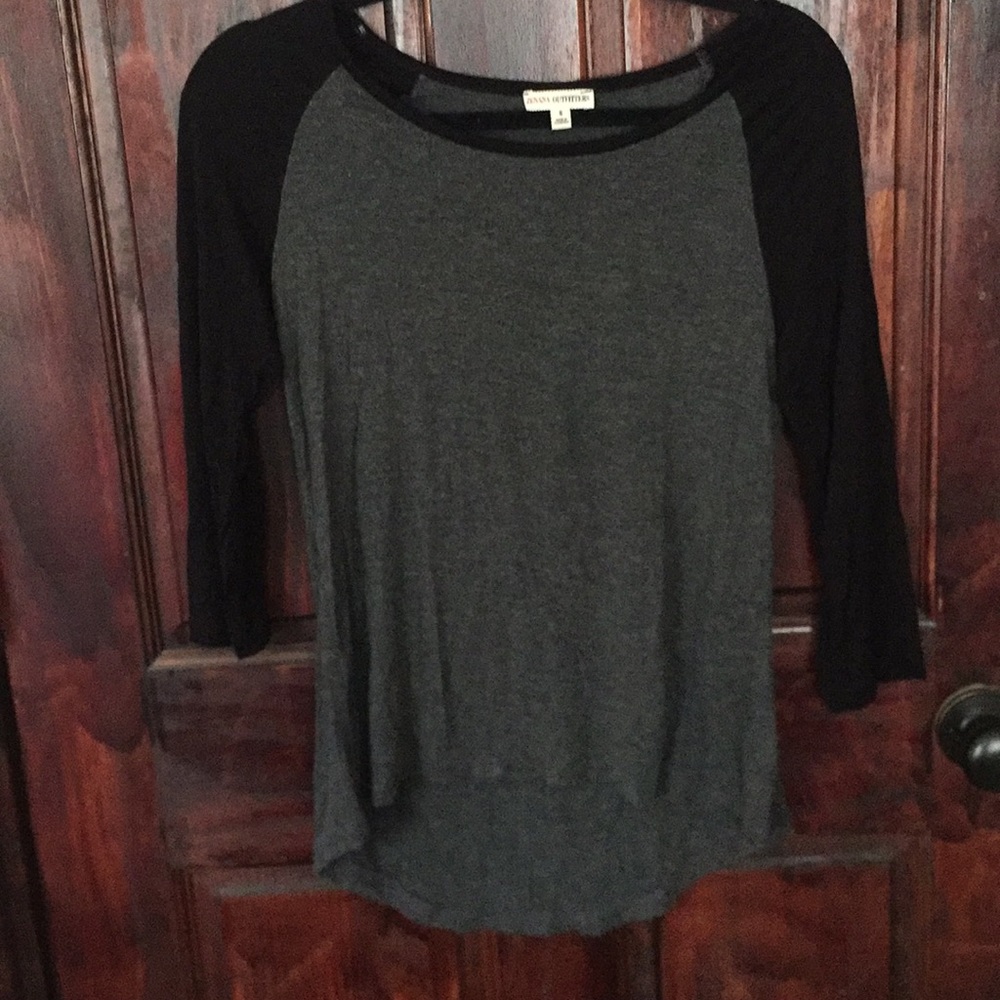 Baseball tee